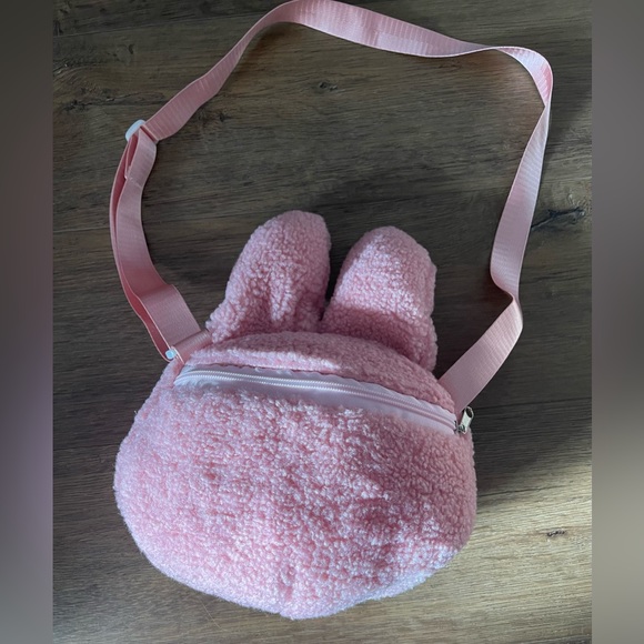 MIFFY-Brand New (NWOT) Fleece Crossbody Handbag-Your Choice White or Pink - Picture 4 of 16